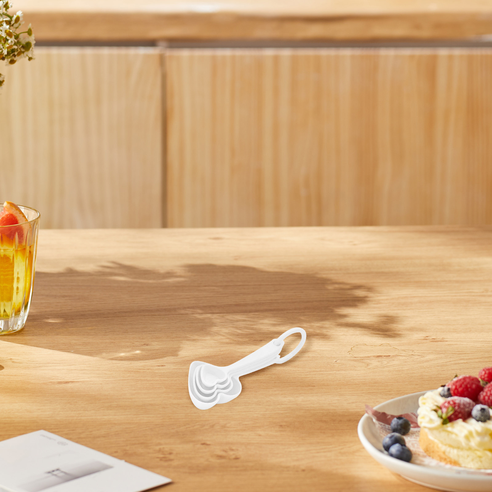 Coffee Tea Sugar - Plastic Heart-Shaped Dessert Spoons Creative Flatware