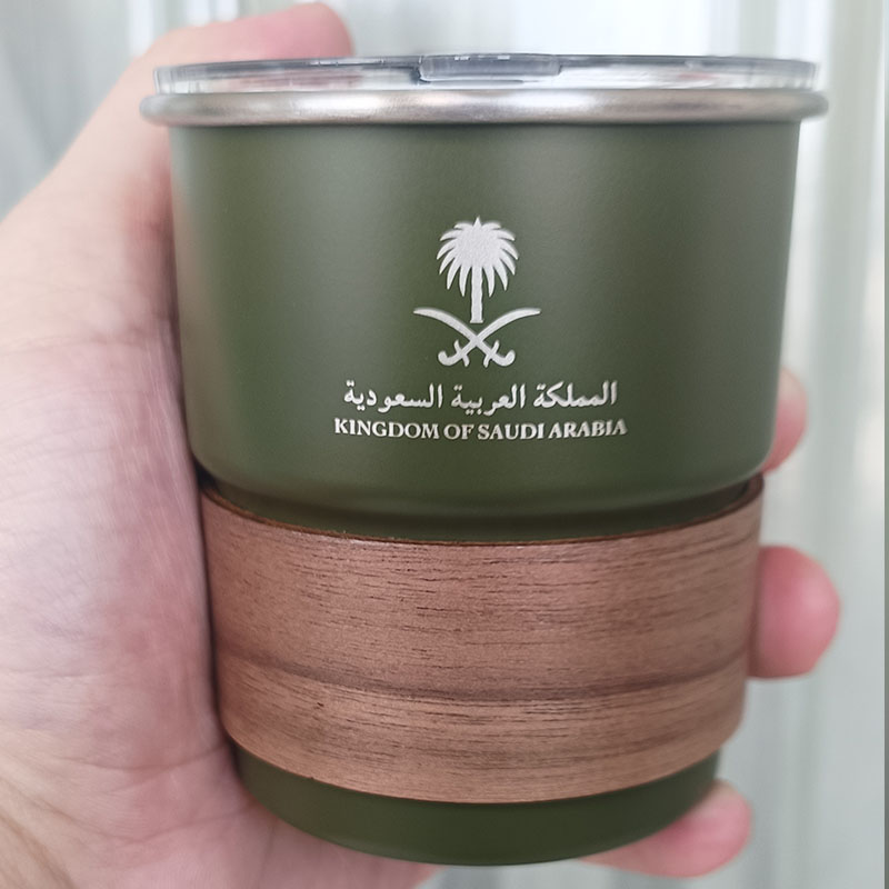 National Emblem of Saudi Arabi - Coffee Tea Name recension och pris
