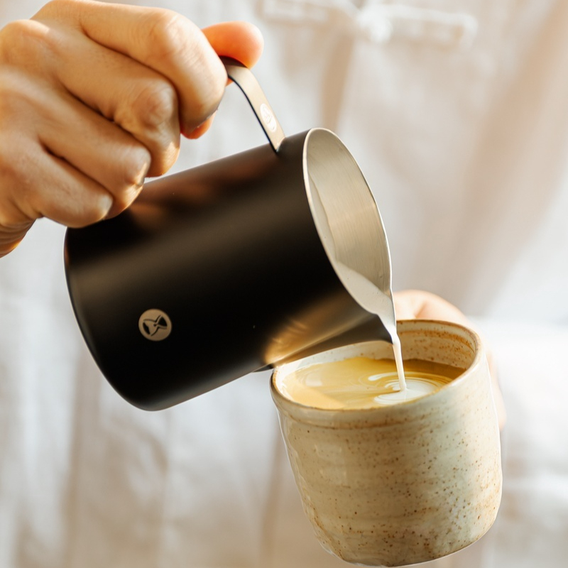 Timemore Co Branded Dharma Lat - Barista Milk Jug recension och pris